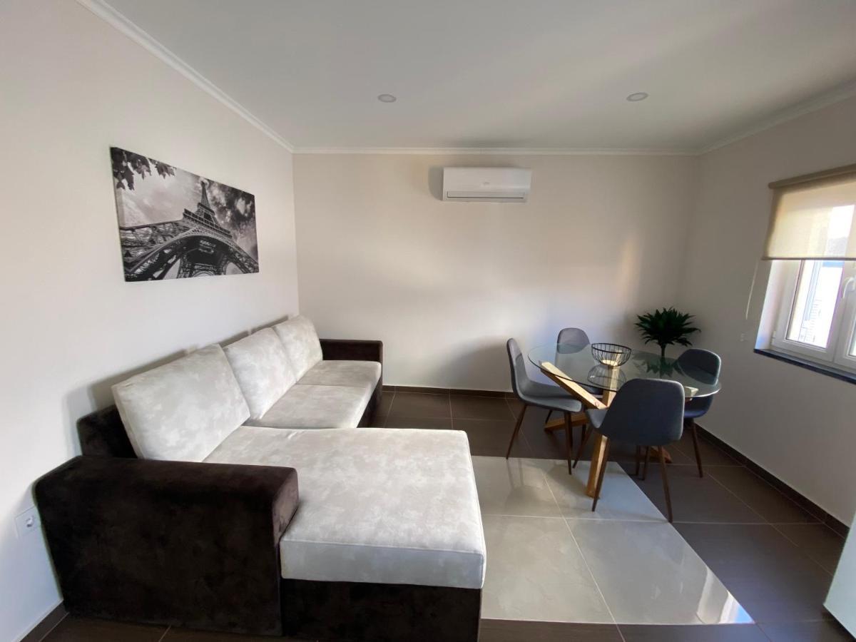 Apartamentos Barbosa วีลาโนวา เจ ฟอสโก ภายนอก รูปภาพ